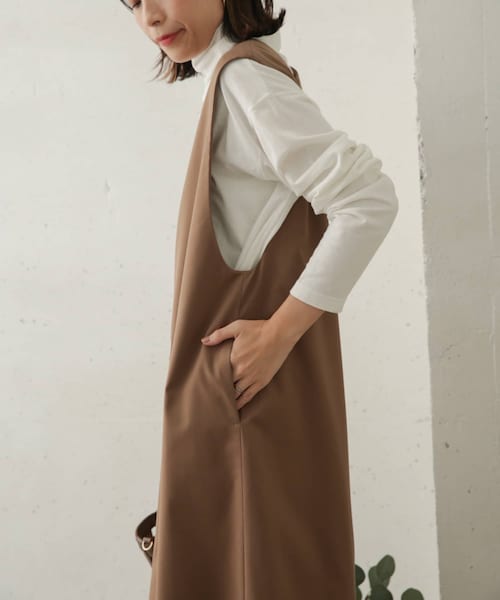 URBAN RESEARCH DOORS（アーバンリサーチドアーズ）の「ストレートラインジャンパースカート（その他・レディース・MOCHA/BLACK・one）」の13枚目の写真