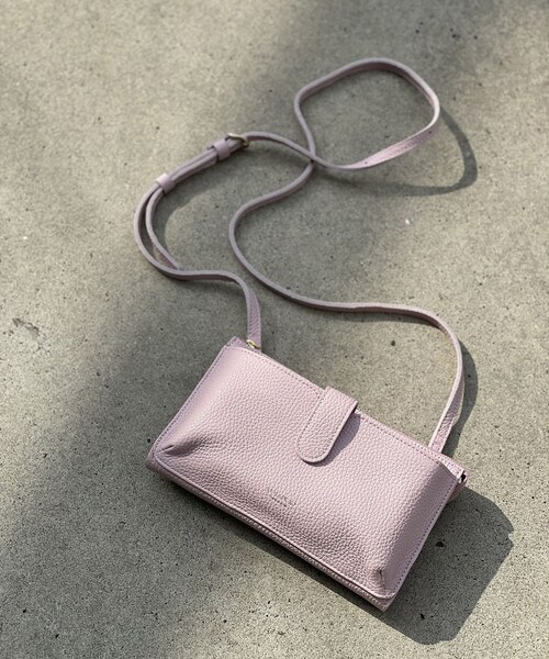 RIVE DROITE（リヴドロワ）の「【VIOLAd'ORO（ヴィオラドーロ）】ソフトサイドウェイスマホポシェット（ショルダーバッグ・レディース・オフホワイト/ピンク/ベビーピンク/トープ・F）」の2枚目の写真