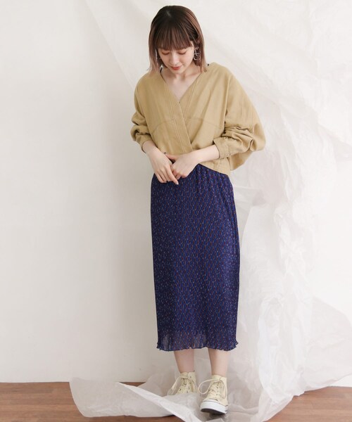 KBF(ケイビーエフ)の「カシュクールブルゾン∴(その他・レディース・BEIGE/ICE GRAY/BLUE・one)」の7枚目の写真