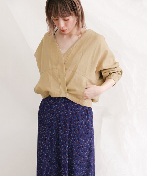 KBF(ケイビーエフ)の「カシュクールブルゾン∴(その他・レディース・BEIGE/ICE GRAY/BLUE・one)」の6枚目の写真