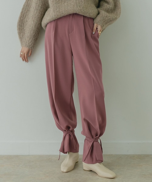 KBF+（ケービーエフプラス）の「KBF+ スソシボリパンツ∴（その他・レディース・L.BEIGE/DEEP PINK/CHARCOAL・36/38）」の4枚目の写真