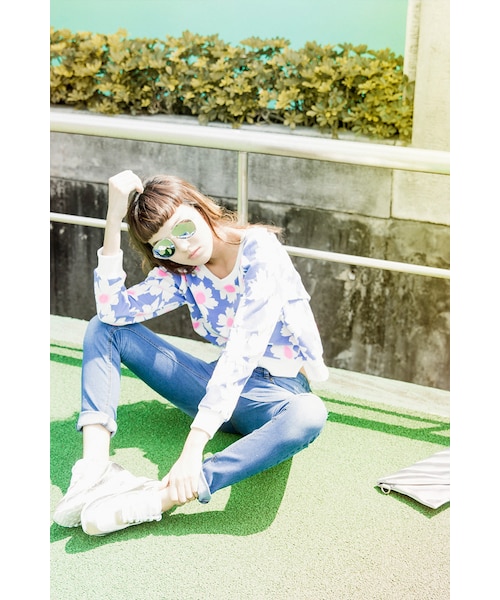 ORENDA(オレンダ)の「韓妞激瘦刷色破損修身牛仔褲(パンツ・レディース・淺藍/深藍・S/M/L)」の11枚目の写真