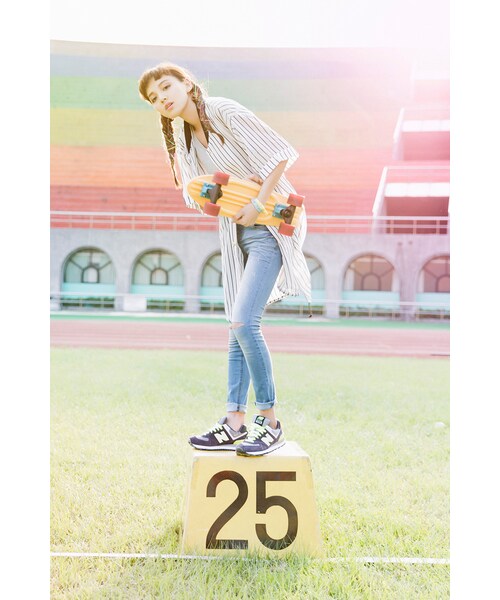 ORENDA(オレンダ)の「韓妞激瘦刷色破損修身牛仔褲(パンツ・レディース・淺藍/深藍・S/M/L)」の5枚目の写真