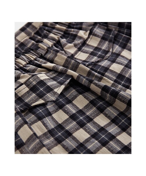 gracegift(グレースギフト)の「甜美復古 韓國學院風格紋花苞窄裙(スカート・レディース・灰・F)」の3枚目の写真