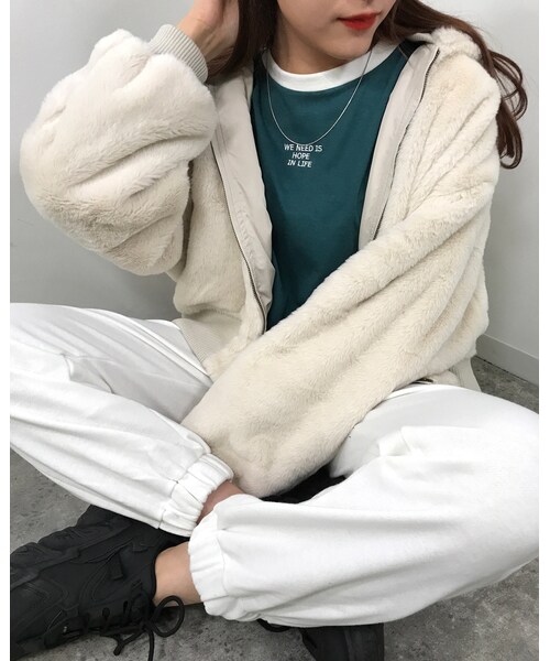 INGNI(イング)の「クロップド丈リンガー長袖Tシャツ(トップス・レディース・オフホワイト/クロ/クロ/オフホワイト/グリーン/オフホワイト・M)」の12枚目の写真
