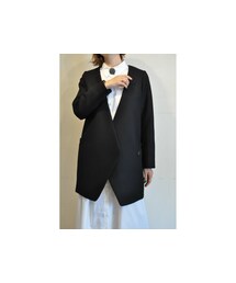 -- | ダイヤモンドシェイプロングジャケット(ノーカラージャケット)