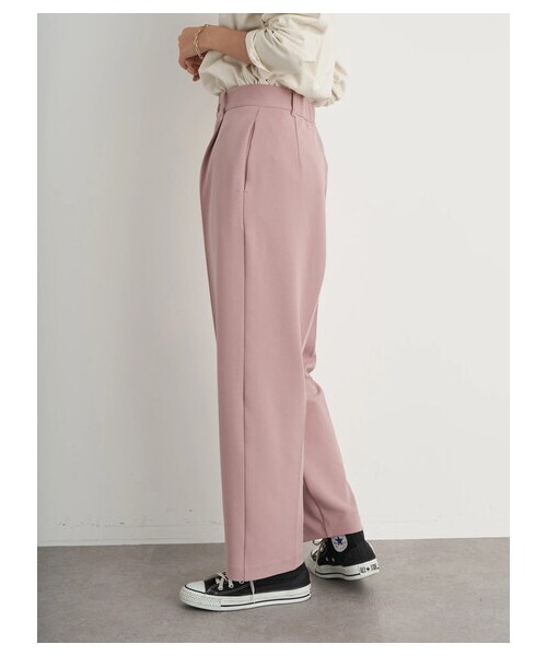 earth music&ecology(アースミュージックアンドエコロジー)の「ハイウエストタックストレートパンツ(パンツ・チャコールグレー/ピンク/ライトベージュ/ミント・S/M)」の12枚目の写真