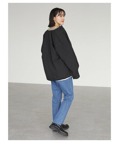 Green Parks(グリーンパークス)の「ノーカラー薄綿シャツブルゾン(ジャケット/アウター・チャコールグレー/ブラック/ライトベージュ・F)」の15枚目の写真