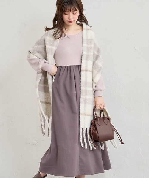 natural couture(ナチュラルクチュール)の「前後2WAYドッキングニットワンピース(ワンピース・レディース・グレイッシュベージュ/ブラック/その他1/その他2・FREE)」の2枚目の写真