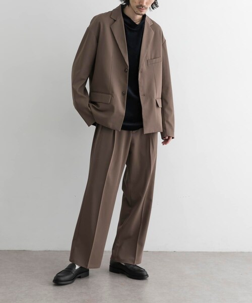 URBAN RESEARCH ID（アーバンリサーチ アイディー）の「URBAN RESEARCH iD T/R單扣西裝外套（ジャケット/アウター・メンズ・炭灰色/棕色・M/L）」の2枚目の写真