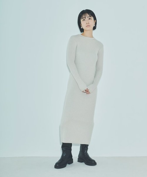ENsMOL.（エンスモール）の「バックヘンリーニットロングワンピース（ワンピース/ドレス・レディース・サックス/ベージュ/チャコールグレー・FREE）」の13枚目の写真