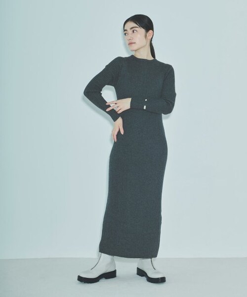 ENsMOL.（エンスモール）の「バックヘンリーニットロングワンピース（ワンピース/ドレス・レディース・サックス/ベージュ/チャコールグレー・FREE）」の20枚目の写真