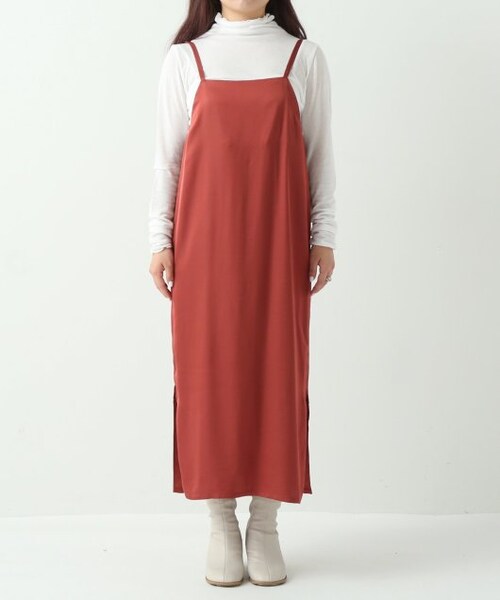 ENsMOL.（エンスモール）の「サテンキャミワンピース（ワンピース/ドレス・レディース・黒/テラコッタ・S/XS）」の13枚目の写真