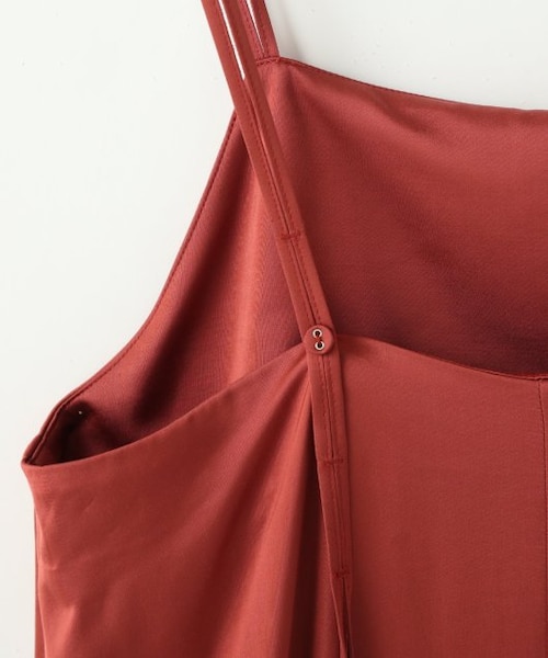 ENsMOL.（エンスモール）の「サテンキャミワンピース（ワンピース/ドレス・レディース・黒/テラコッタ・S/XS）」の10枚目の写真