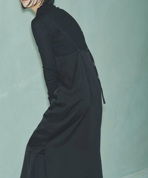 ENsMOL.（エンスモール）の「サテンキャミワンピース（ワンピース/ドレス・レディース・黒/テラコッタ・S/XS）」の20枚目の写真