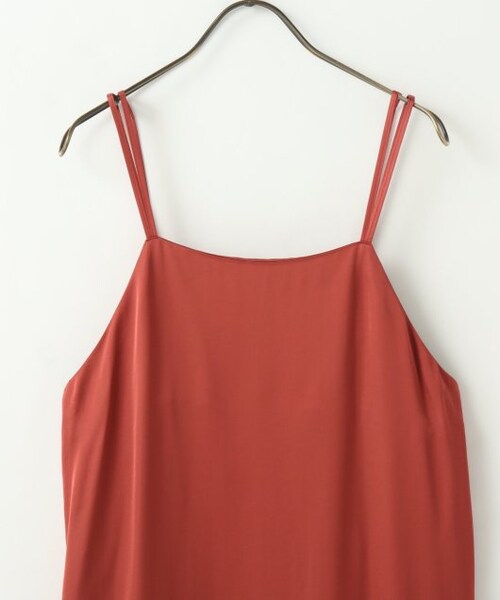 ENsMOL.（エンスモール）の「サテンキャミワンピース（ワンピース/ドレス・レディース・黒/テラコッタ・S/XS）」の6枚目の写真