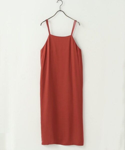 ENsMOL.（エンスモール）の「サテンキャミワンピース（ワンピース/ドレス・レディース・黒/テラコッタ・S/XS）」の5枚目の写真