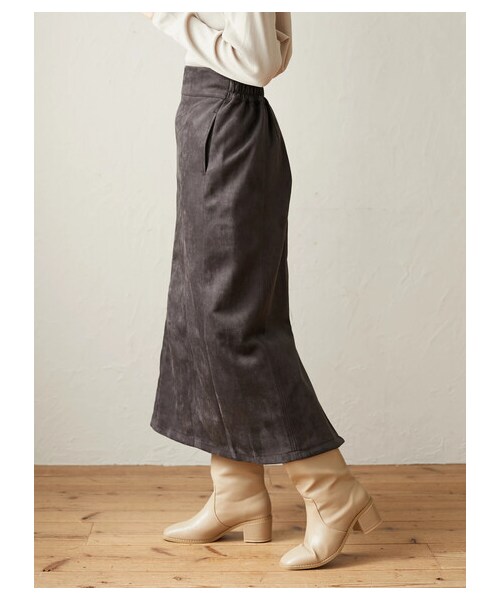 Green　Parks（グリーンパークス）の「・ELENCARE DUE スエードポンチナロースカート（スカート・アイボリー/チャコールグレー/モカ・F）」の2枚目の写真