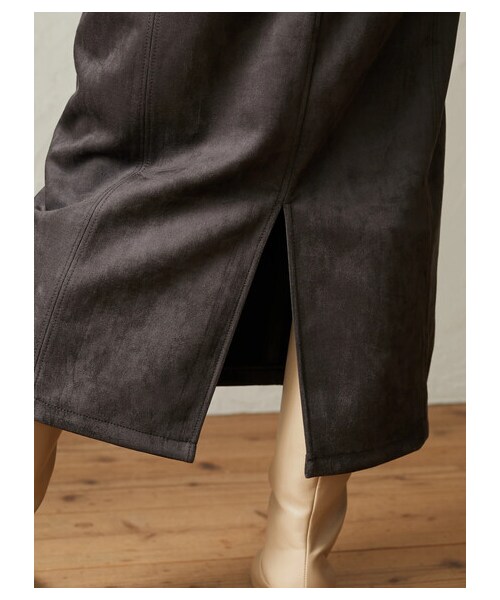 Green　Parks（グリーンパークス）の「・ELENCARE DUE スエードポンチナロースカート（スカート・アイボリー/チャコールグレー/モカ・F）」の6枚目の写真