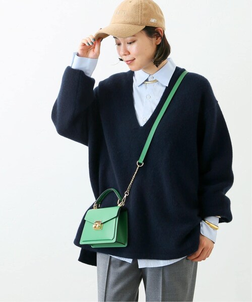 AP STUDIO(エーピーストゥディオ)の「《予約》 Four time cashmere Vネックセーター(トップス・グレー/(006)/フリー/在庫あり)」の3枚目の写真