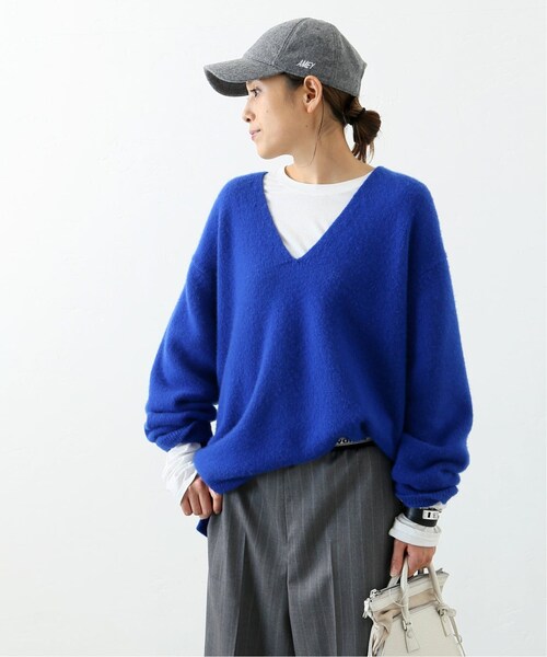 AP STUDIO(エーピーストゥディオ)の「《予約》 Four time cashmere Vネックセーター(トップス・グレー/(006)/フリー/在庫あり)」の14枚目の写真