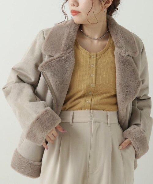 RAY CASSIN(レイカズン)の「ムートンライダースジャケット(ジャケット/アウター・レディース・ブラウン/生成/グレージュ・FREE)」の20枚目の写真