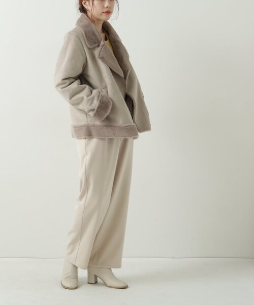 RAY CASSIN(レイカズン)の「ムートンライダースジャケット(ジャケット/アウター・レディース・ブラウン/生成/グレージュ・FREE)」の22枚目の写真