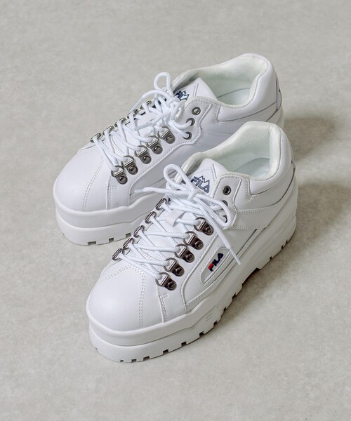 RASVOA(ラスボア)の「【FILA】トレイルブレーザーウェッジウィメンズ(スニーカー・レディース・オフホワイト/ブラック・L/M)」の1枚目の写真