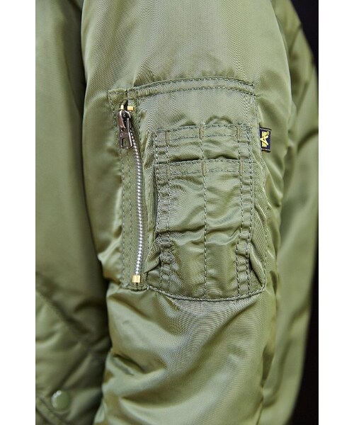 Alpha Industries（アルファインダストリーズ）の「Alpha Industries MA-1 Bomber Jacket（トップス・レディース・GREEN/BLACK・L/S）」の11枚目の写真