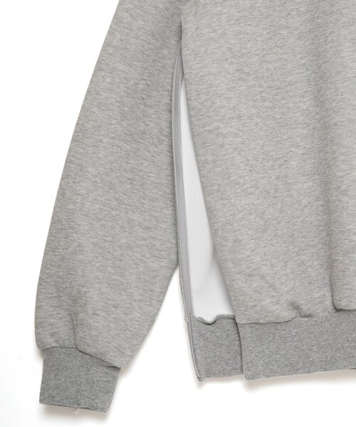 Side zipped pullover