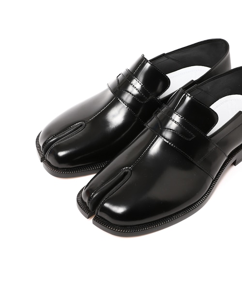 Maison Margiela(メゾンマルジェラ)の「'Tabi' MALE FLAT(シューズ・レディース・BLACK/01・38)」の6枚目の写真
