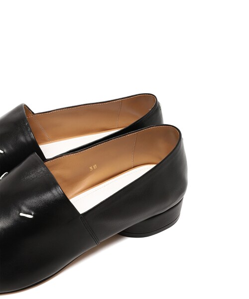 Maison Margiela（メゾンマルジェラ）の「SOFT TOUCH LEATHER KIKI 25（シューズ・レディース・BLACK/01・37）」の7枚目の写真