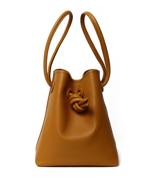 VASIC（ヴァジック）の「BOND LEATHER（バッグ・レディース・BEIGE/27/BLACK/01/オレンジ系/70/O.WHITE/11/MINT/38/MOCHA/21・F）」の3枚目の写真