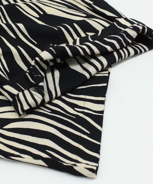 RNA-N（アールエヌエーエヌ）の「R3914 ラインドローイングプリントパンツ（パンツ・レディース・ブラック/ベージュ/ベージュ/パープル/ブラウン/ライトブルー）」の13枚目の写真