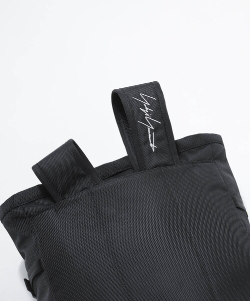 Yohji Yamamoto（ヨウジヤマモト）の「Yohji Yamamoto × New Era EXP TOTE BAG YY LPATCH LOGO BLK（バッグ・メンズ・BLACK/01・03）」の5枚目の写真