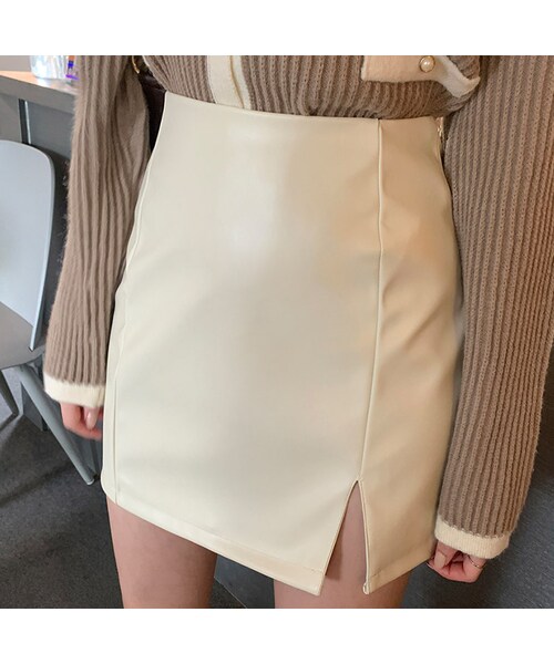 chuu（チュー）の「グラスレザー skirt（スカート・レディース・その他）」の2枚目の写真