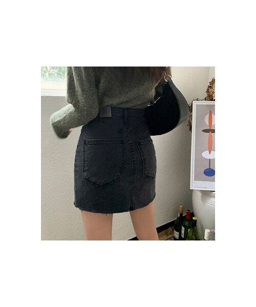 chuu（チュー）の「ジェシーアンバランスデニム skirt（スカート・レディース・その他）」の3枚目の写真