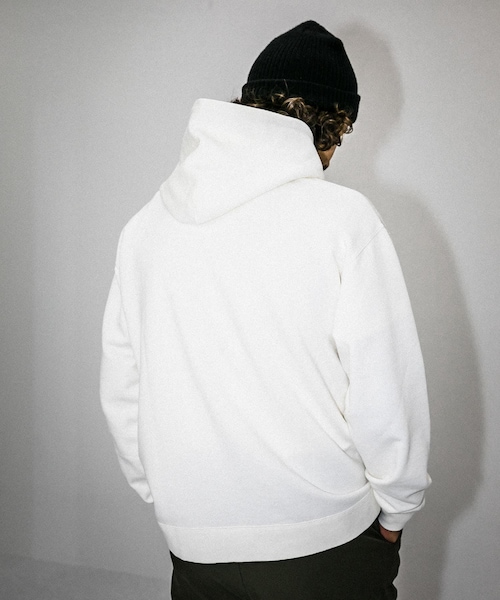 URBAN RESEARCH Sonny Label(アーバンリサーチサニーレーベル)の「OOPS ピグメントライトウェイトパーカー(その他・メンズ・レッド/オフ/チャコール・M/L)」の8枚目の写真