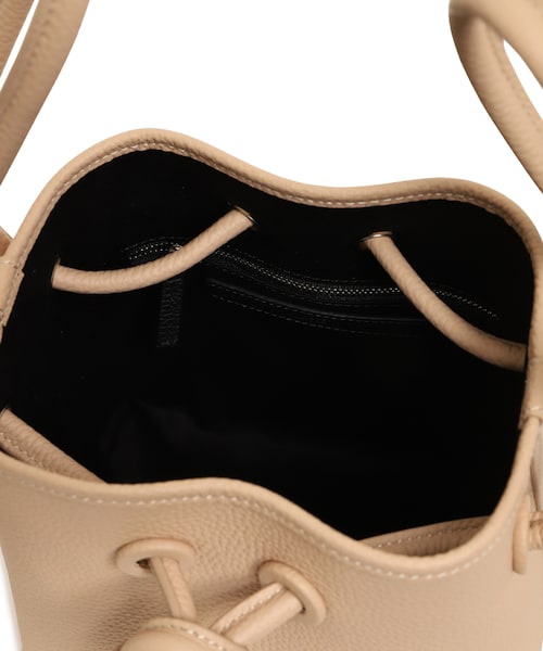 VASIC（ヴァジック）の「BOND MINI LEATHER（バッグ・レディース・BEIGE/27/BLACK/01/SAND/28）」の8枚目の写真