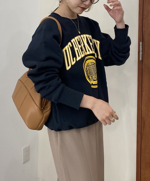 CAPRICIEUX LE'MAGE（カプリシューレマージュ）の「【Champion/チャンピオン】 USカレッジクルーネックスエット（スウェット・グレー/ネイビー/ホワイト・M）」の2枚目の写真