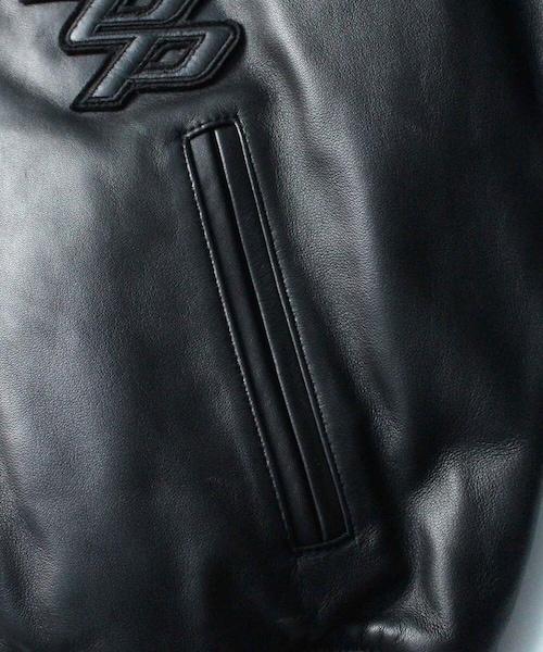 AVIREX（アヴィレックス）の「【AVIREX×BlackEyePatch】ヴァーシティ