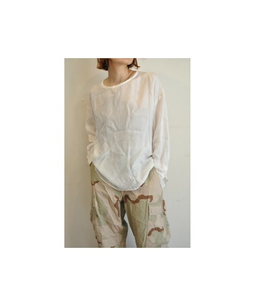 hippiness（ヒッピネス）の「キュプラロングスリーブ（シャツ/ブラウス・レディース・ベージュ/ホワイト/ブラウン/ブラック/シルバー・one）」の2枚目の写真