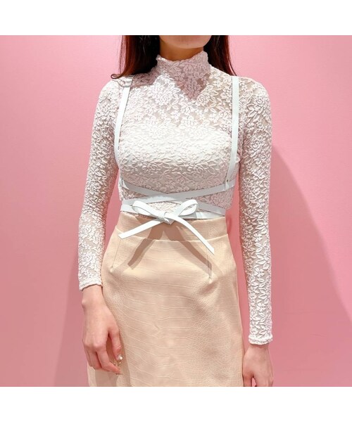 lilLilly（リルリリー）の「【新柄&再入荷】レザーリボンハーネス（アクセサリー・レディース・WHITE/BLUE/PINKクロコ/BLACKクロコ）」の6枚目の写真