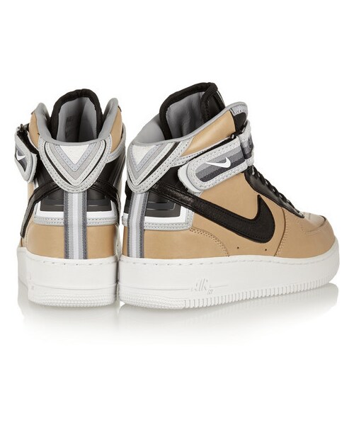 NIKE(ナイキ)の「Nike + Riccardo Tisci Air Force 1 leather sneakers(スニーカー・レディース・Neutrals・US7.5/US6/US6.5/US7/US8/US8.5/US9)」の2枚目の写真