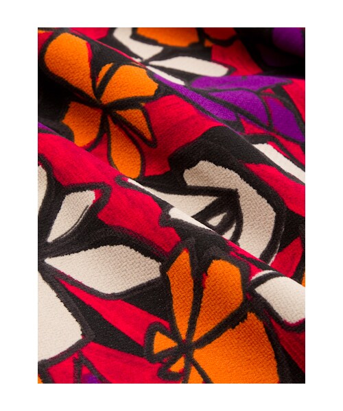 w closet(ダブルクローゼット)の「手書き風花柄ミモレ丈スカート(パンツ・レディース・ピンクベース/ブルーベース・FREE)」の7枚目の写真