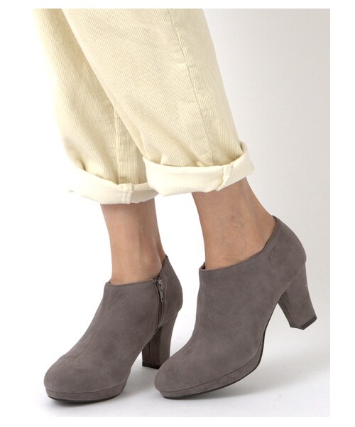 earth music&ecology（アースミュージックアンドエコロジー）の「クラシカルブーティ（ブーティ・レディース・グレー/ブラック/ブラウン・22.5cm/23cm/23.5cm/24cm/24.5cm）」の8枚目の写真