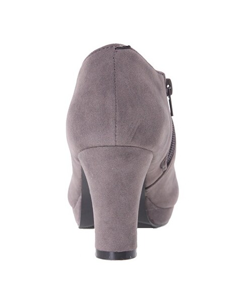 earth music&ecology（アースミュージックアンドエコロジー）の「クラシカルブーティ（ブーティ・レディース・グレー/ブラック/ブラウン・22.5cm/23cm/23.5cm/24cm/24.5cm）」の3枚目の写真