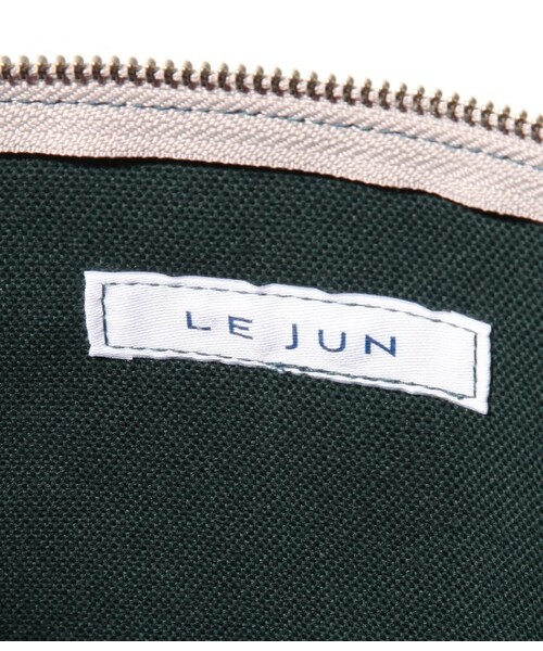 LE JUN（ルジュン）の「ハンプクラッチバック（バッグ・メンズ・グレー/オフホワイト/キャメル/グリーン/ブルー系・F）」の11枚目の写真