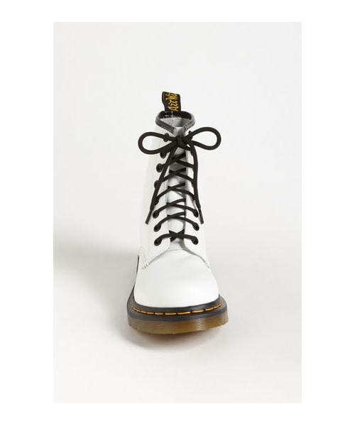 Dr. Martens（ドクターマーチン）の「Dr. Martens '1460 W' Boot（ブーツ・レディース・White・8 M/9 M/10 M/7 M/6 M/5 M）」の4枚目の写真