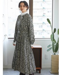 AMERICAN HOLIC | スタンドカラーサテンワンピース(ワンピース/ドレス)